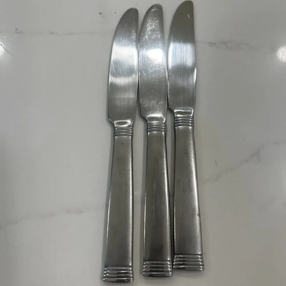 Vtg Wallace NAPOLI-FROST‎ Stainless 18/10 Set of 3 Flatware 8.5” Dinner Knives